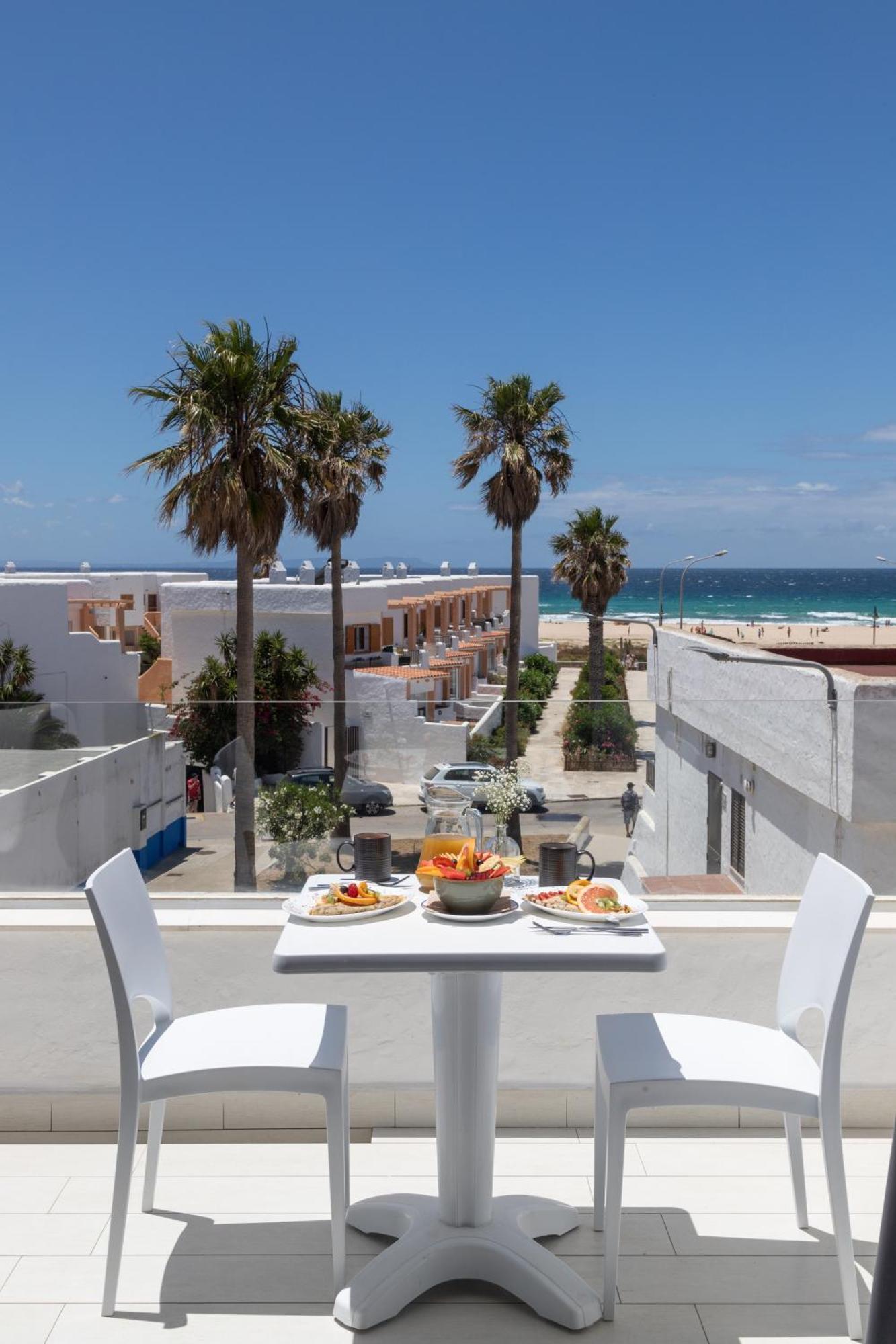 Beachfront Aqua Livingtarifa Exterior foto