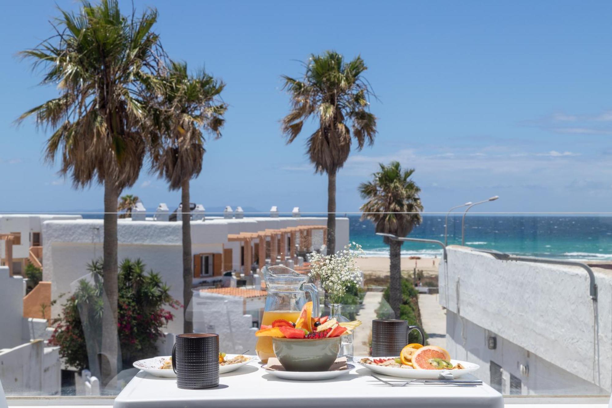 Beachfront Aqua Livingtarifa Exterior foto